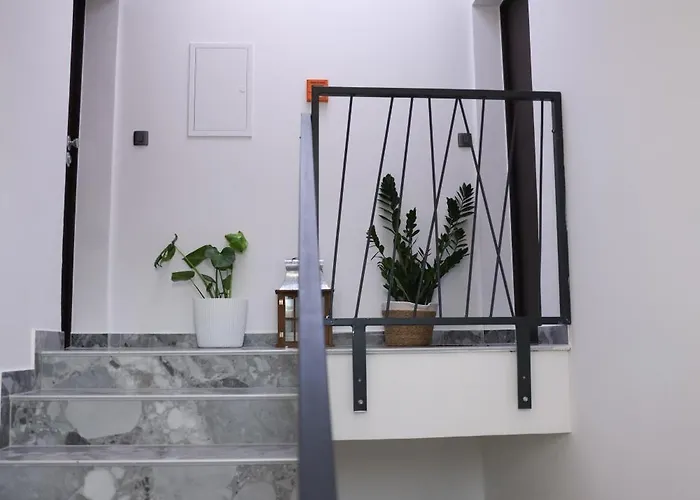 Tyra&tiara * זאגרב